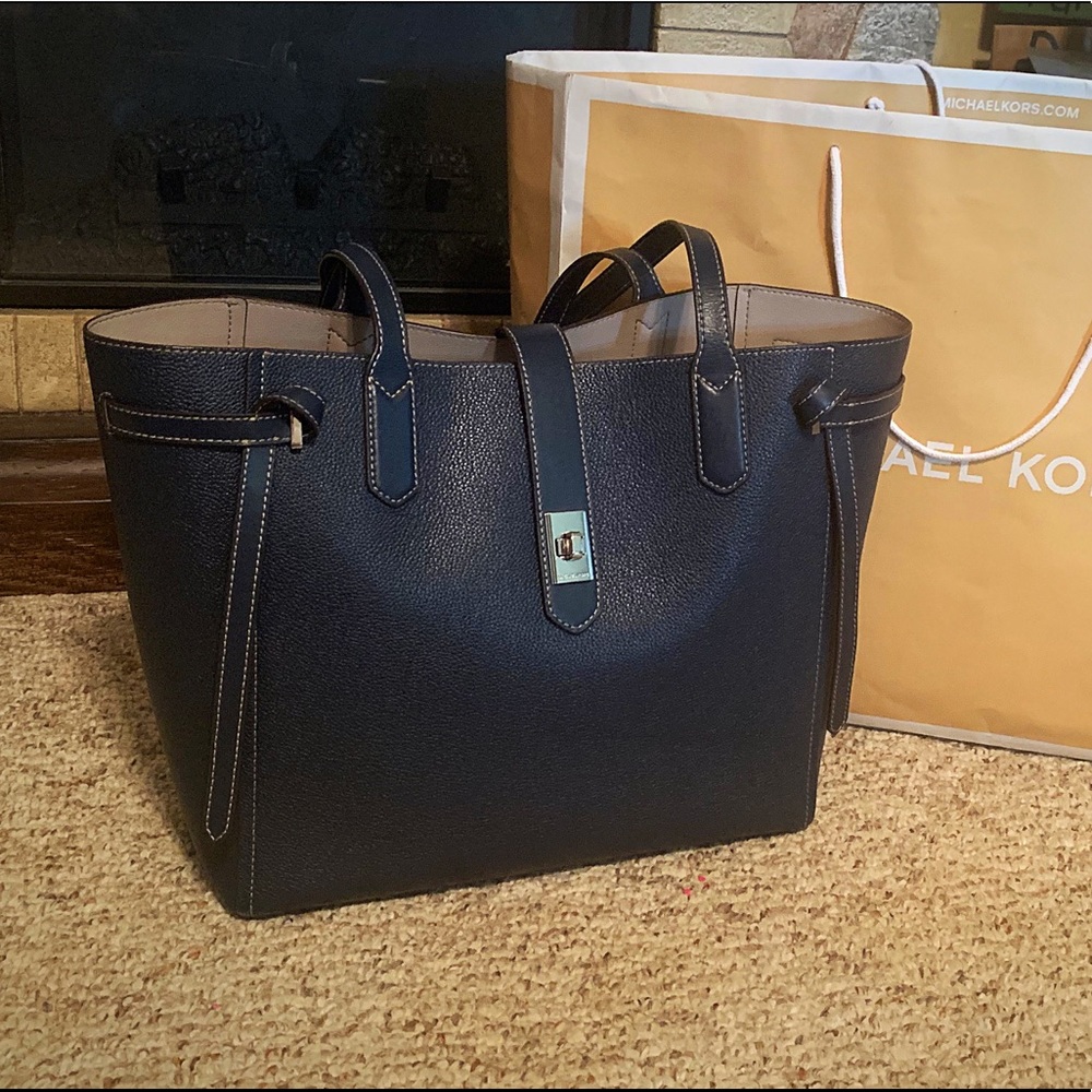 Large Navy Michael Kors Tote